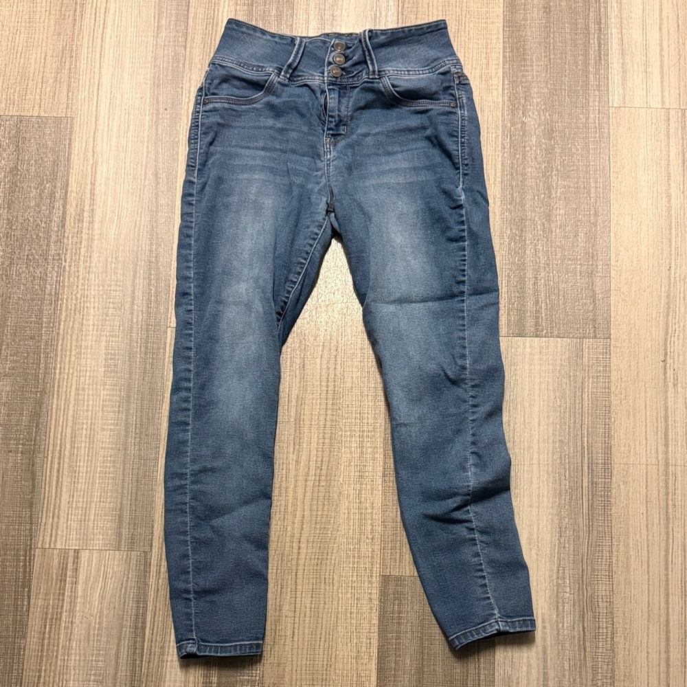 Wallflower High Rise skinny Blue Jeans 9 short